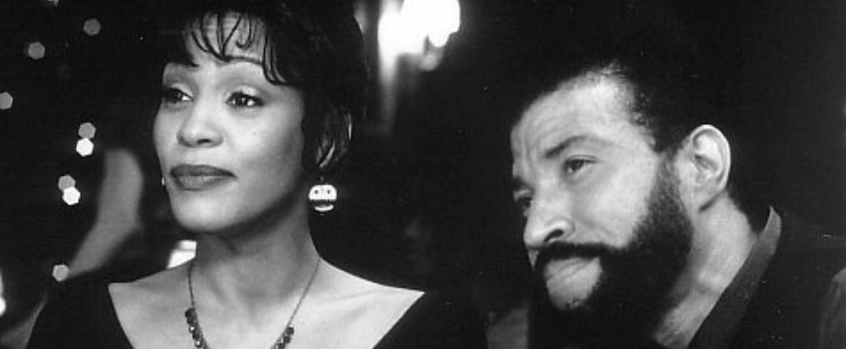 Eerbetoon aan Whitney Houston en Lionel Richie