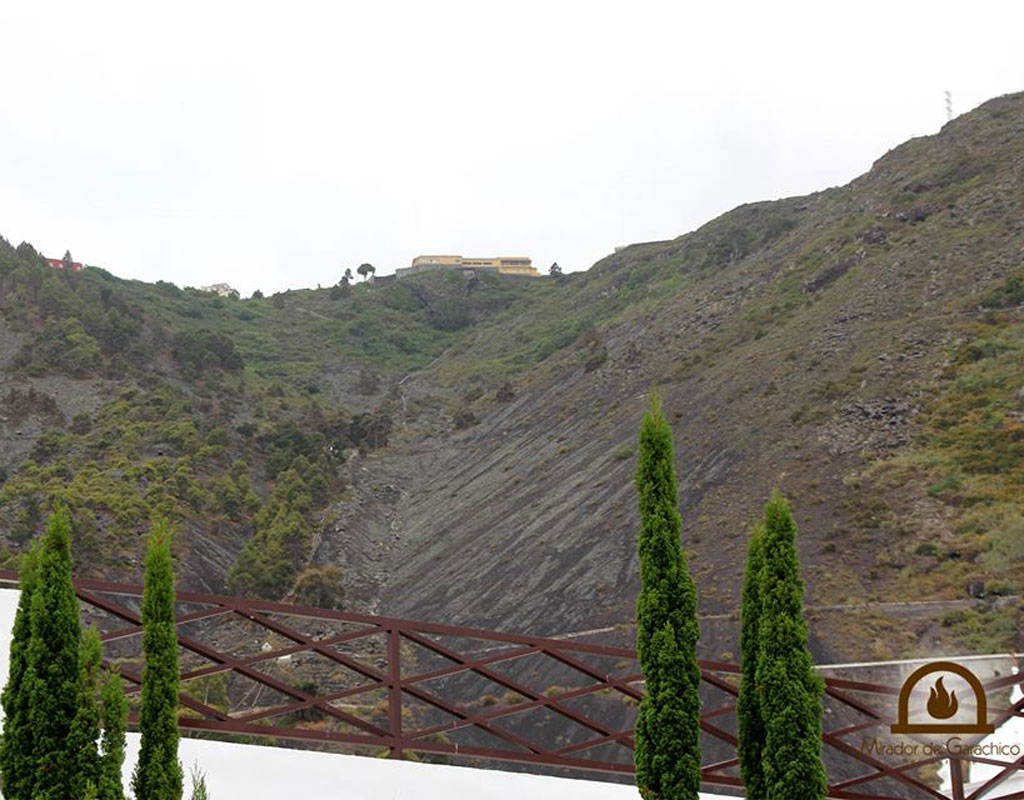 Bergachtig landschap vanaf het uitkijkpunt van Garachico op Tenerife.